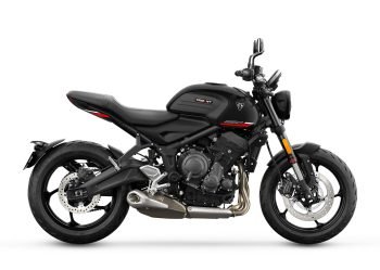 _0000_Trident 660_MY25_Jet Black_RHS