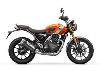 _0007_Scrambler 400_MY26_Baja Orange_RHS